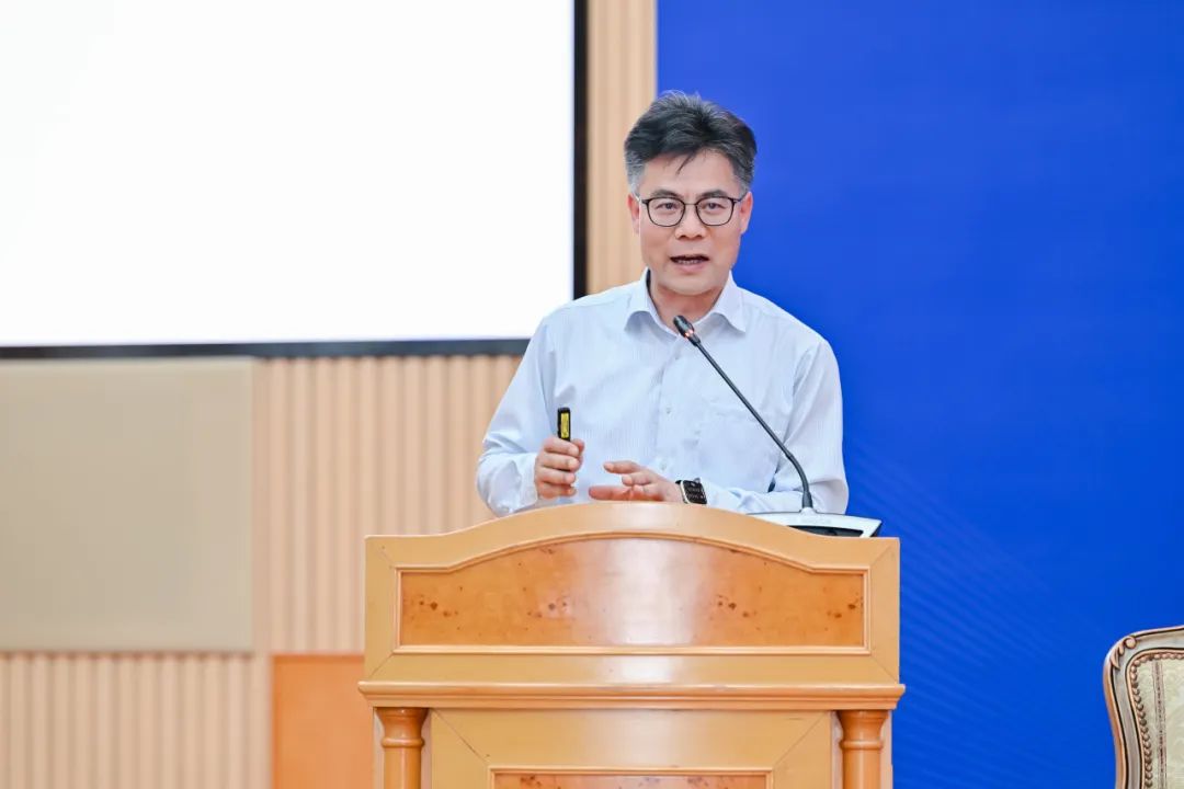 同济大学上海国际知识产权学院教授许春明作主题发言上海知识产权法院