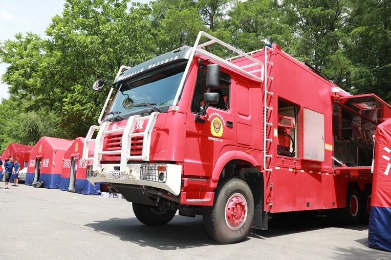 劈波斩浪 激流勇进丨长春市消防救援支队联合森林消防开展"斩浪2024"