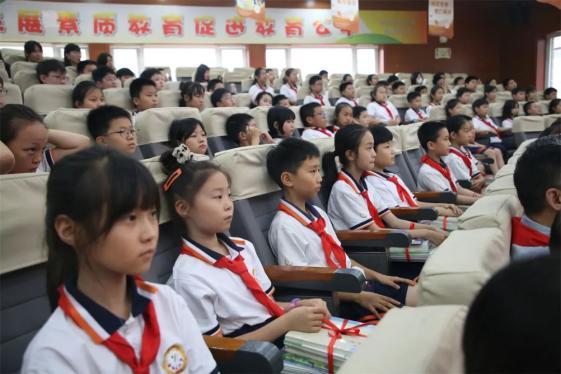 岳阳道小学开展科学家精神进校园"六个一"公益活动