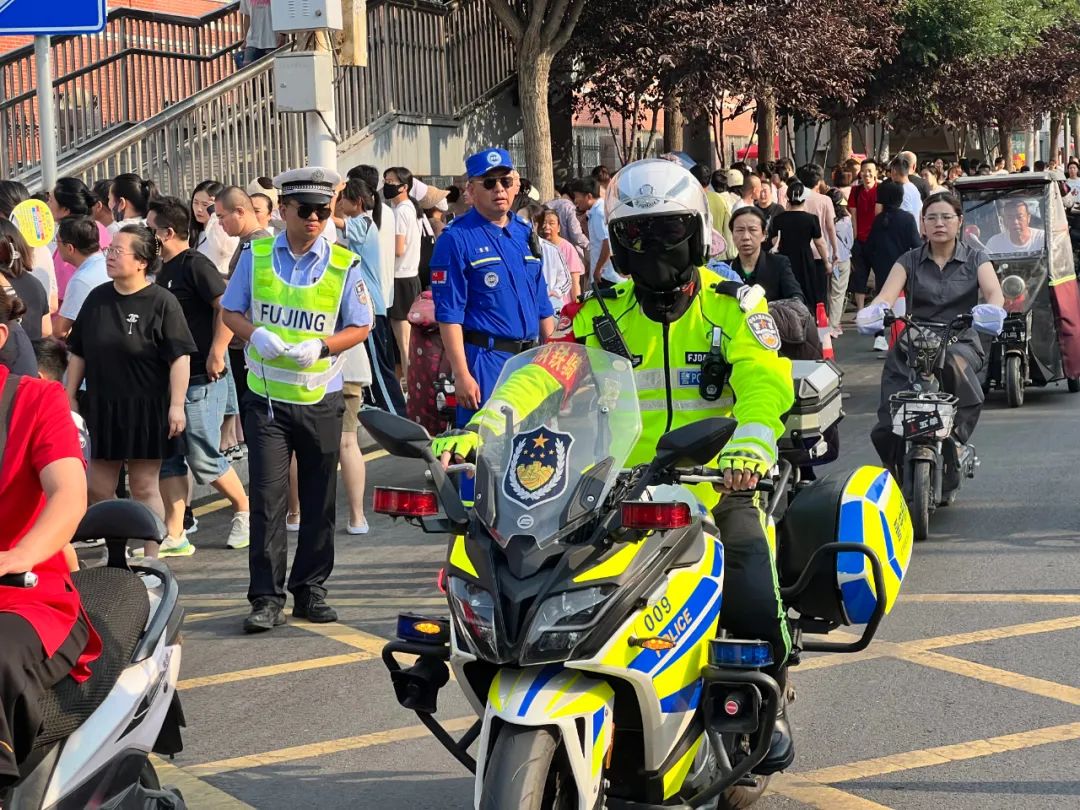 【护航中考】晋中公安交警全力护航 中考圆满收官_澎湃号·政务_澎湃新闻-The Paper
