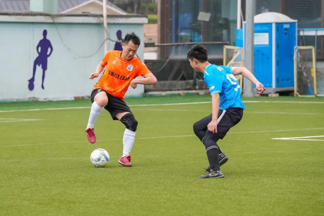 在未来的日子里,期待普兰店老男孩足球俱乐部能够继续发扬团队精神,在