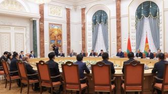 白俄罗斯共和国总统卢卡申科会见北京大学党委书记郝平和中国高校代表团