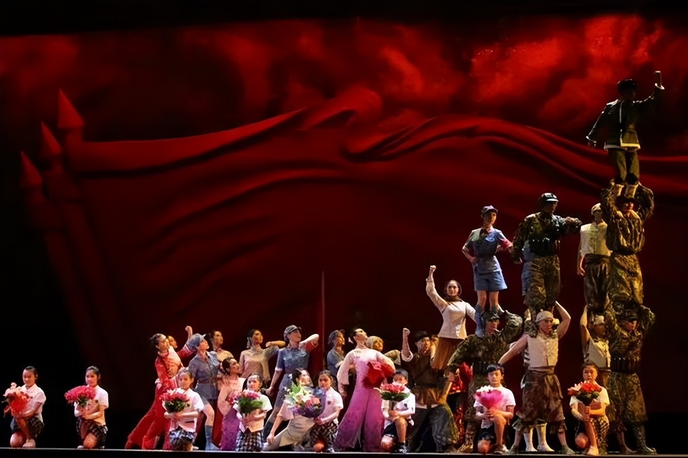 演出预告 | 济南市杂技团《红色记忆》献礼党的生日,助力海右人才谱