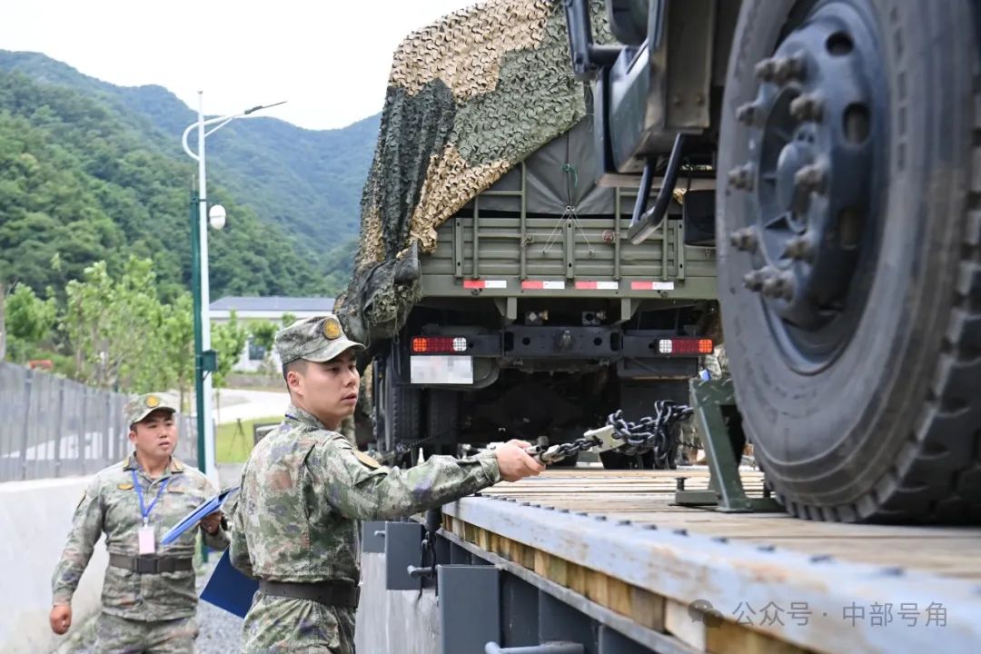 夏日练兵忙 | 火箭军某部"连贯式"考核,锻造实战硬功!