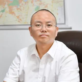 李隐天 广西工程局纪委书记纪严于法,纪在法前.