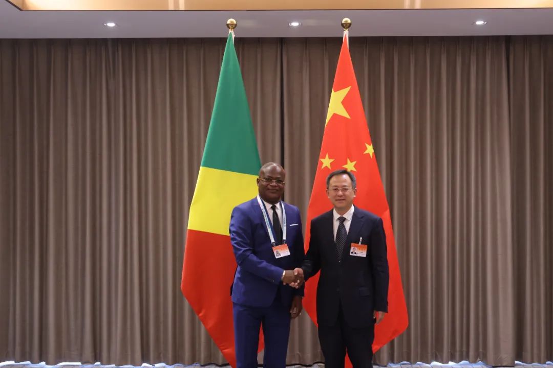 刘俊峰副署长会见刚果(布)外交,法语国家和海外侨民部秘书长伊杜阿