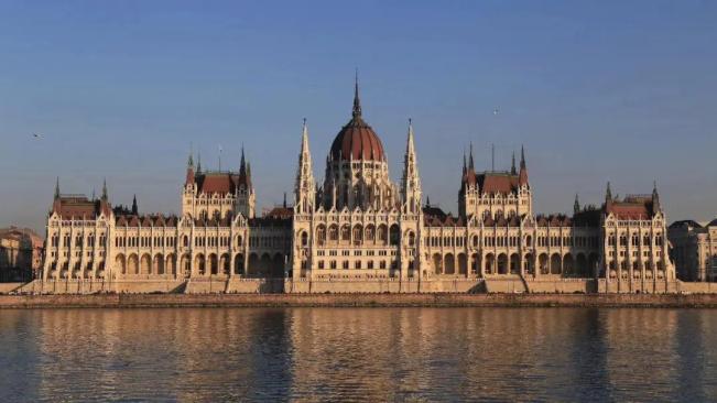 匈牙利首都布达佩斯的建筑,偏向日耳曼风格匈牙利人虽然在11世纪
