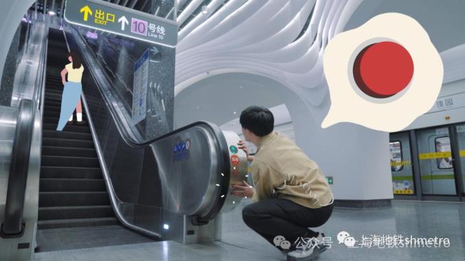地铁安全出行:未成年人乘坐自动扶梯家长应做好陪护_澎湃号·政务_澎湃新闻-The Paper