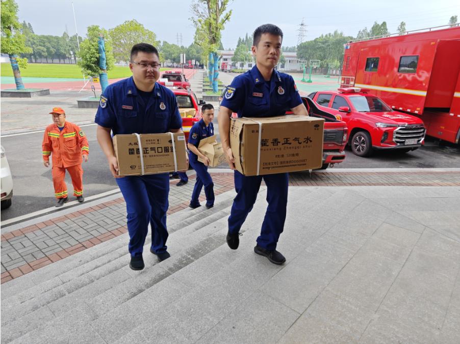 战地播报丨湖南消防应急通信与车辆勤务大队构筑"三层堡垒"助力防汛