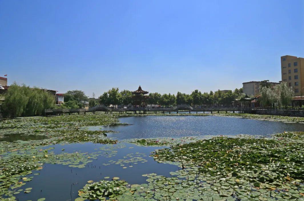 一座古色古香的公园西海公园位于磁县穿海街西侧是磁县最古老的公园之