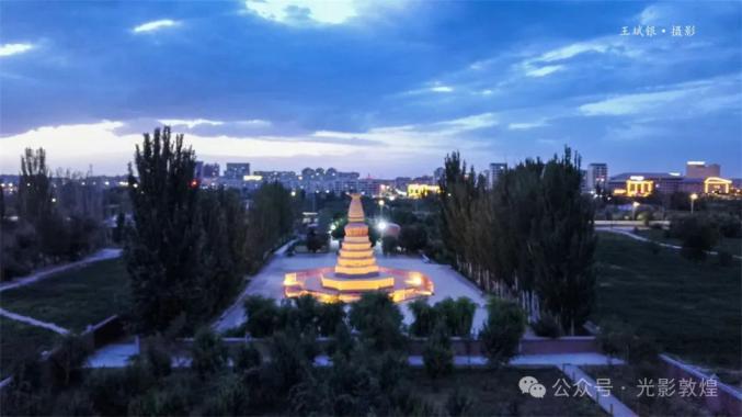 【盛夏敦煌】白马塔景区夕阳西下美景如画