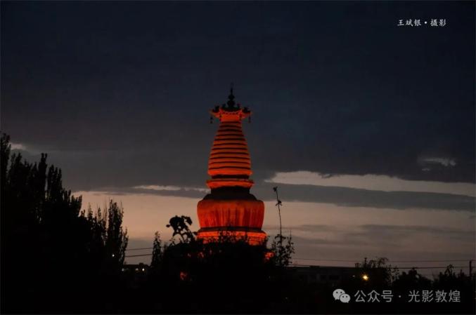 【盛夏敦煌】白马塔景区夕阳西下美景如画