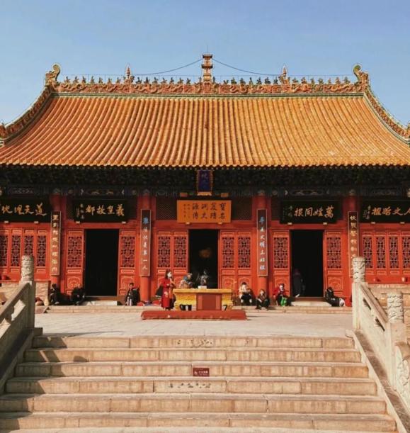 太昊陵庙,位于河南省周口市淮阳区中华太昊伏羲始祖圣地旅游区内,始建