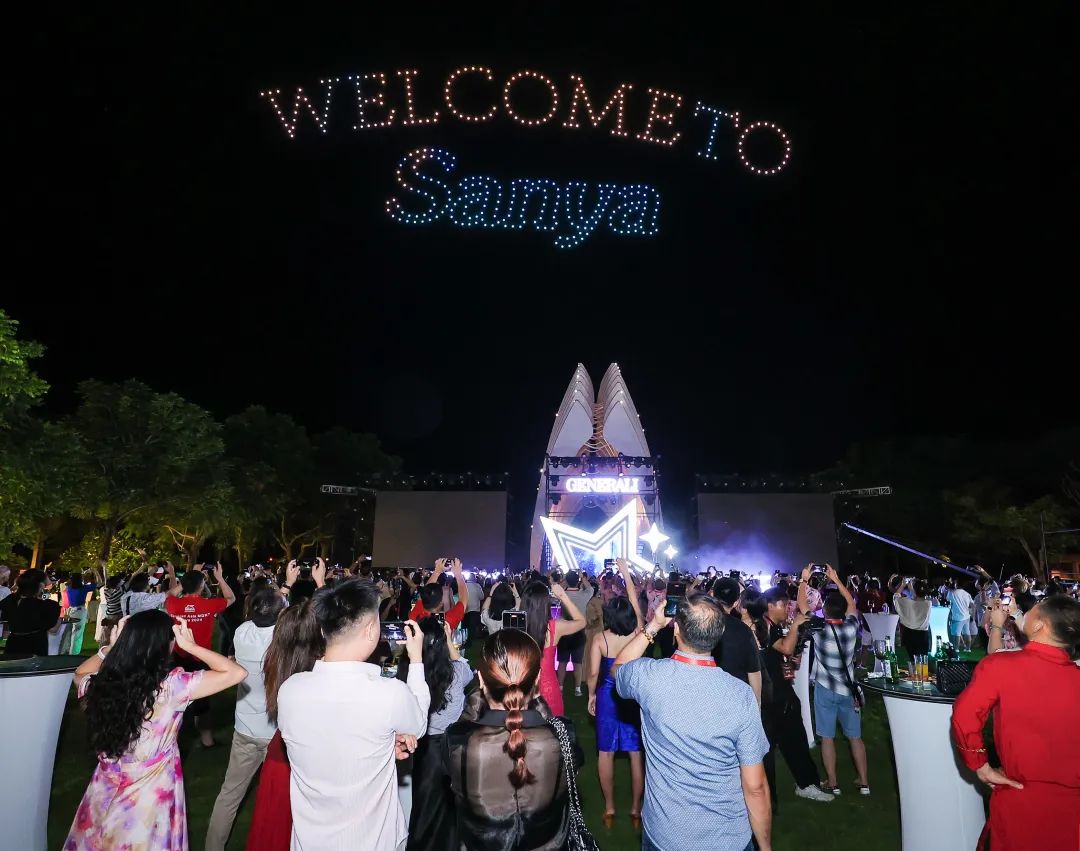 1000多名游客齐聚三亚!海南迎来近年规模最大入境旅游团