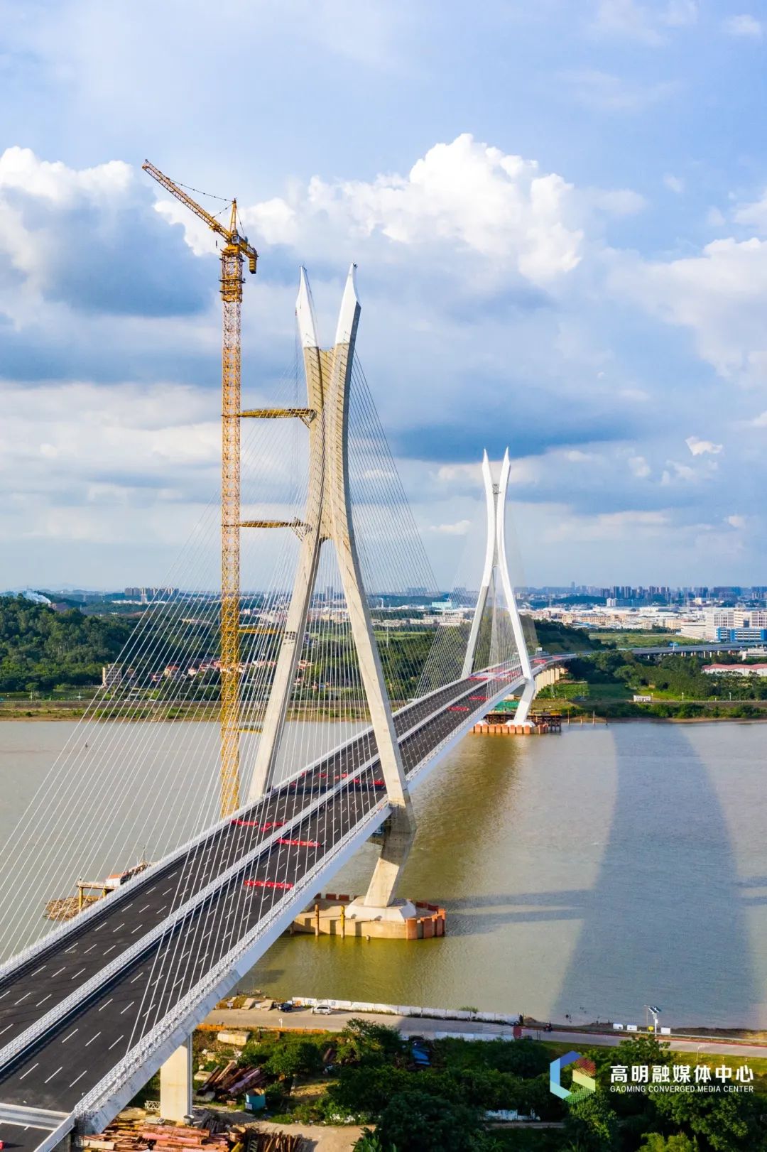 最新消息:富龙西江特大桥计划今年通车!
