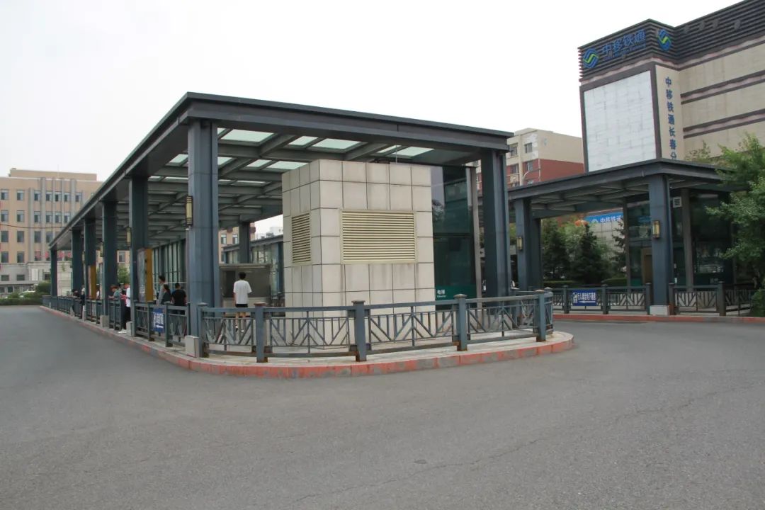 72长春站北广场有这些公交车74z245路,z148路,t368路,t388路,366