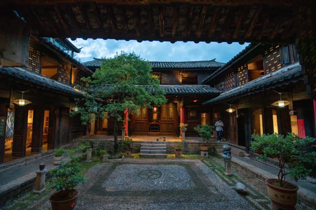 好city啊,七月来丽江古城开启一场walk才是正经事