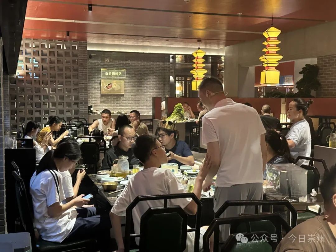 越夜越美丽！这是属于崇州人的烟火气