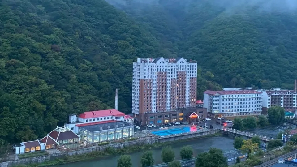 长白山之夏 | 抚松县仙人桥温泉旅游度假区:避暑康养 美在此时!