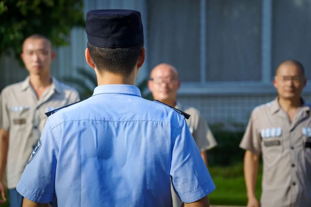 福田巡防制服图片