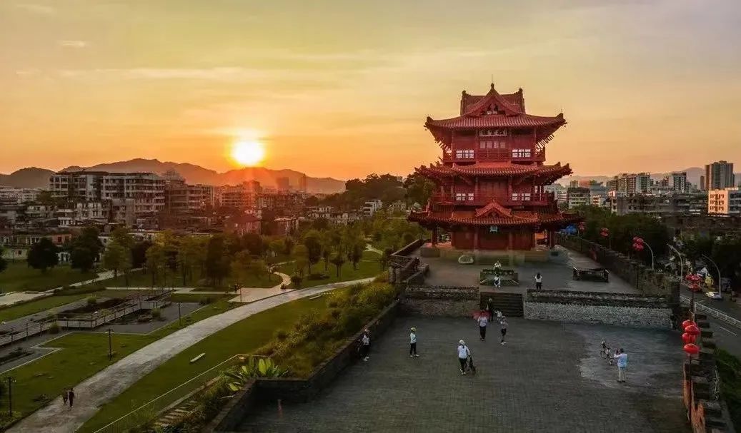来肇庆，不止游山玩水！