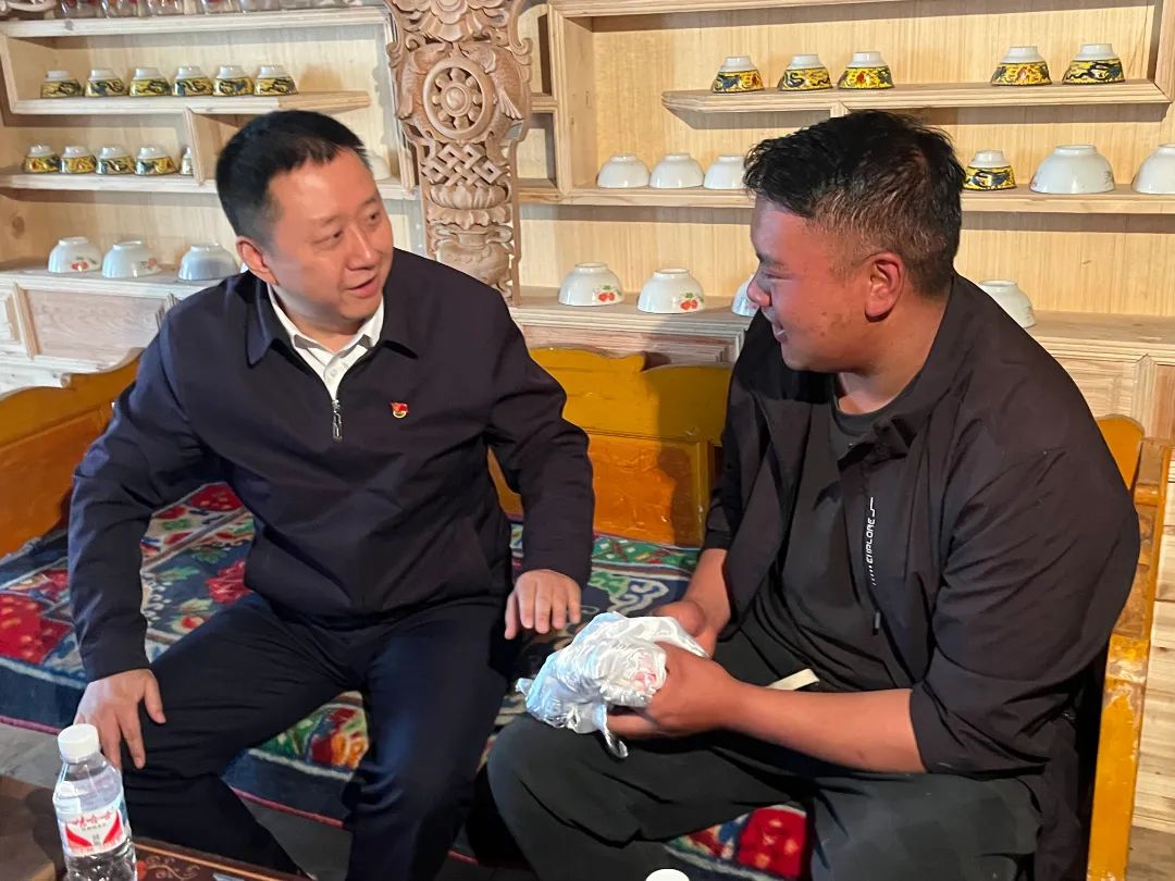 杨林到正斗乡日西寺调研指导寺庙工作