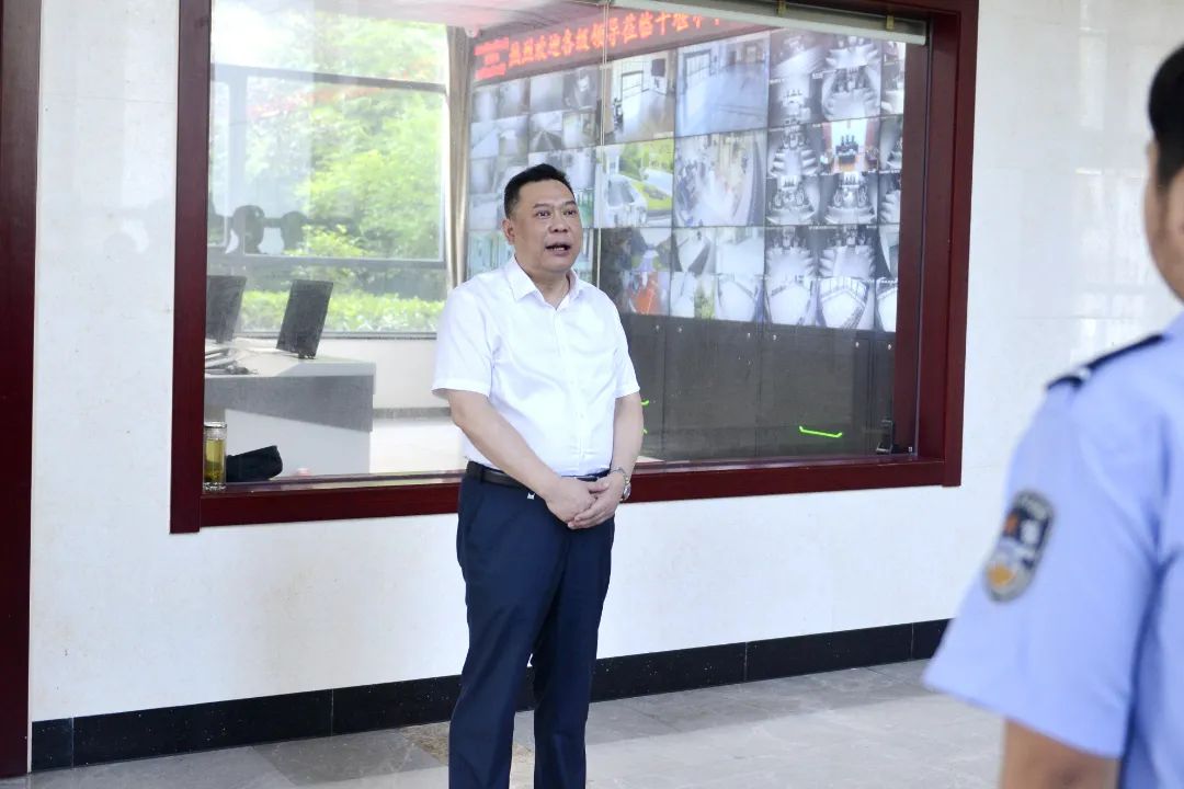 军魂耀法徽 初心铸忠诚——市中院党组书记,院长王宏慰问司法警察队伍