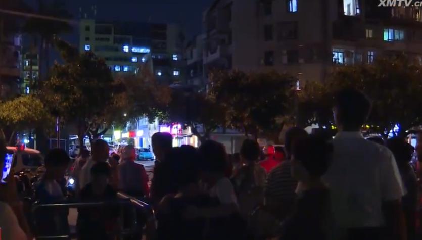 厦门突发!两名保安冲了上去