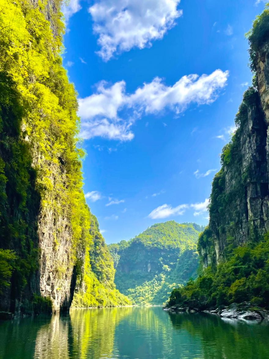 国家3a级景区,位于来凤县百福司镇境内