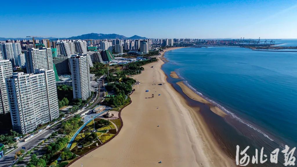 图为近日拍摄的金梦海湾.