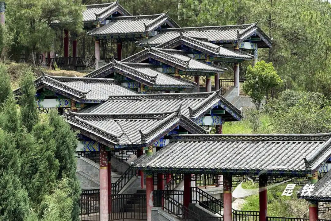 鹤庆龙华十八寺历史图片