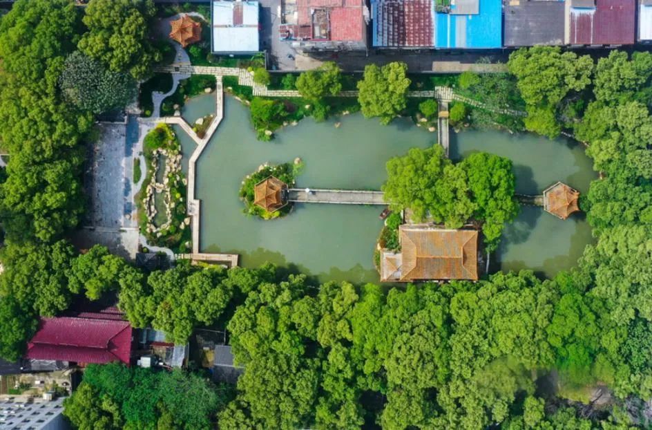 湖坊镇石泉村"城中村"变"城中景"