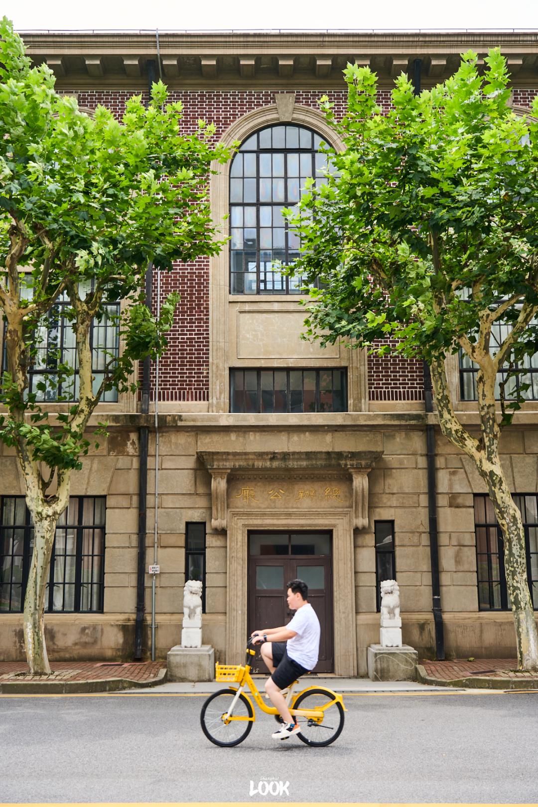 上海交通大学临港校区图片