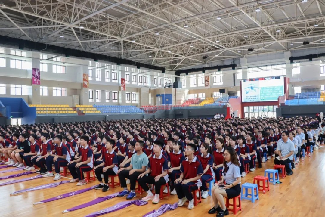 萍乡黄冈中学_黄冈中学教育合作_西咸新区黄冈泾河学校调研