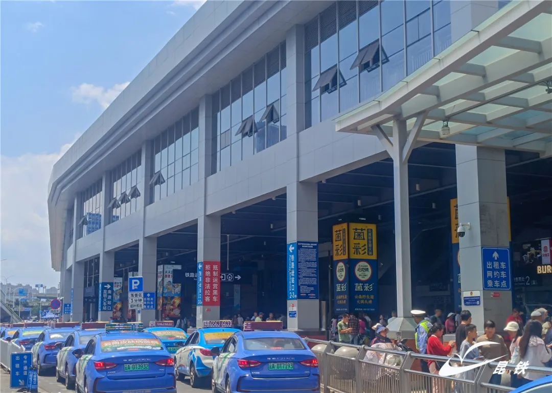 在昆明站出站,究竟该走南出站口还是北出站口?