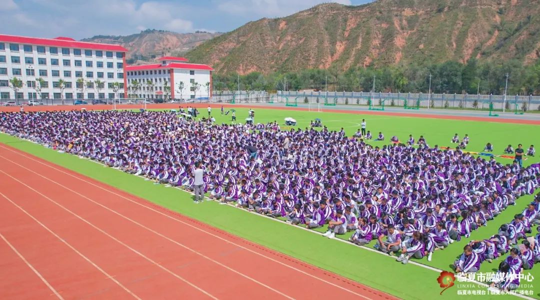 临夏市河州中学图片