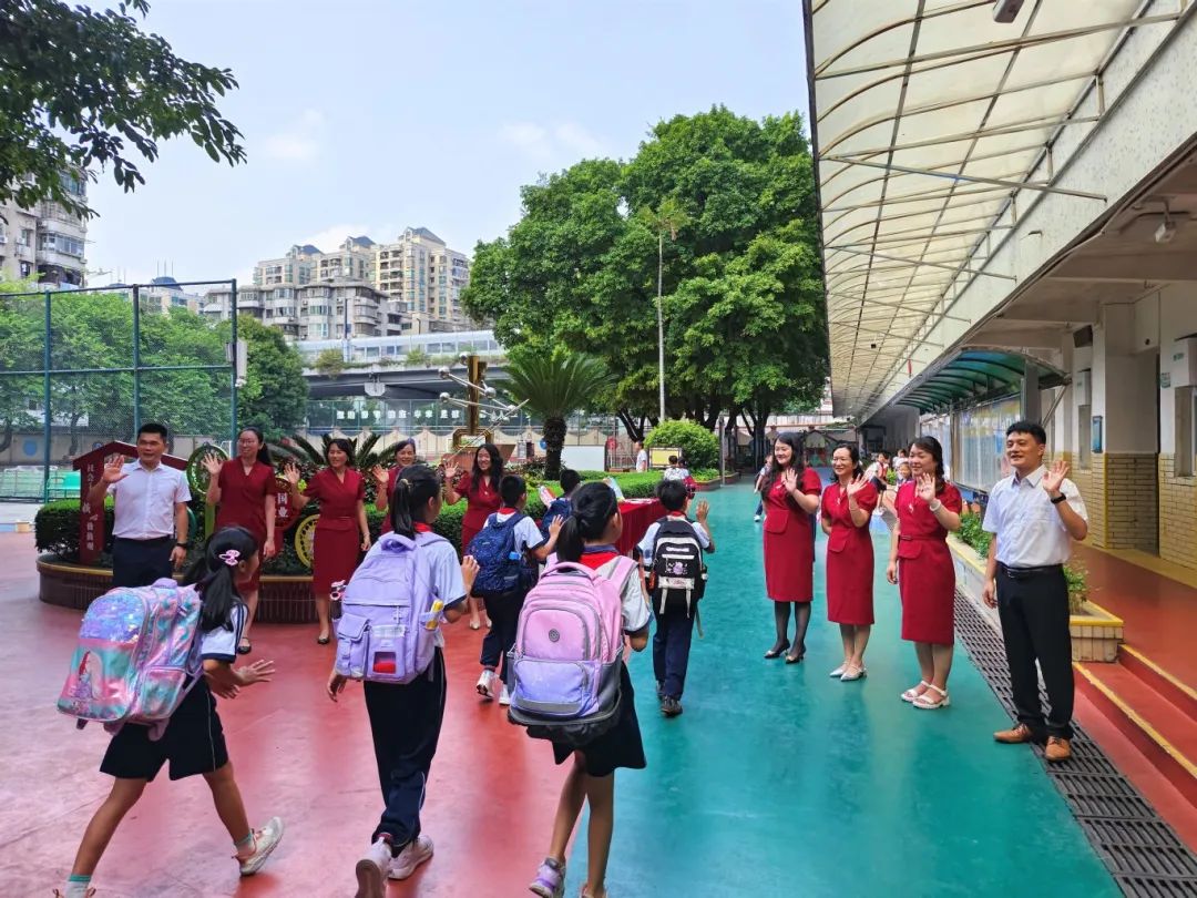 广州仲元小学图片