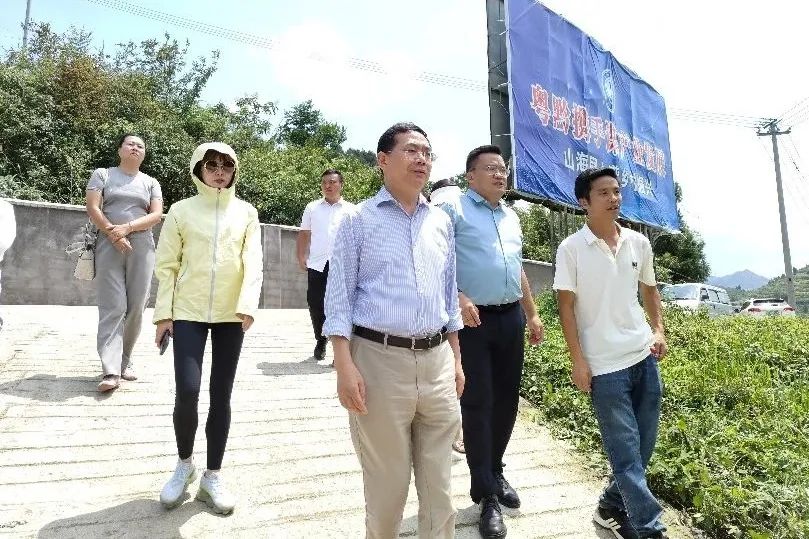 致公党闵行区委赴毕节七星关区开展社会服务和对口帮扶工作调研