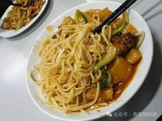 南 京 高 校 食 堂 PK-第83张图片-特色小吃