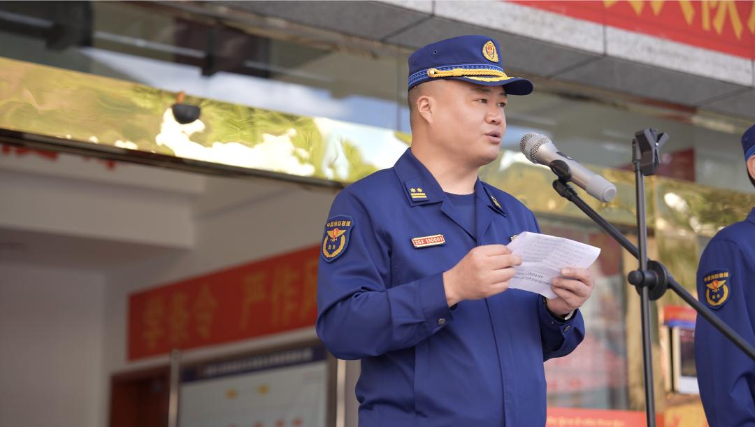 昌都市消防救援支队隆重举行2023年新录用消防员入队欢迎仪式