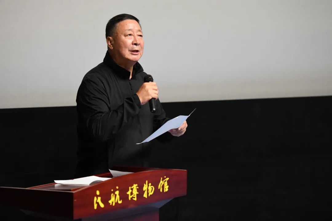 杨元元自传《我的飞行生涯》新书分享会侧记