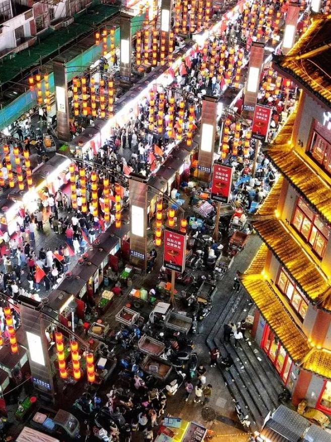 【古都夜八点】不放假的老城顶流小吃街，好逛好吃！