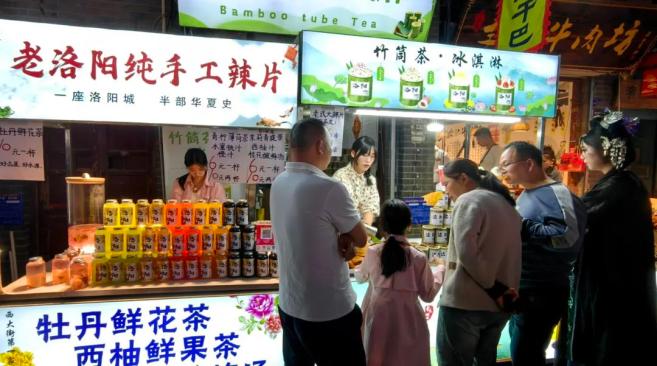 【古都夜八点】不放假的老城顶流小吃街，好逛好吃！
