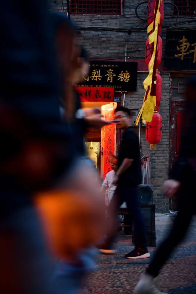 【古都夜八点】不放假的老城顶流小吃街，好逛好吃！