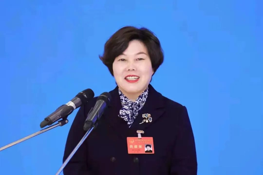 家国筑梦·共庆华诞 | 方青:以爱为炬