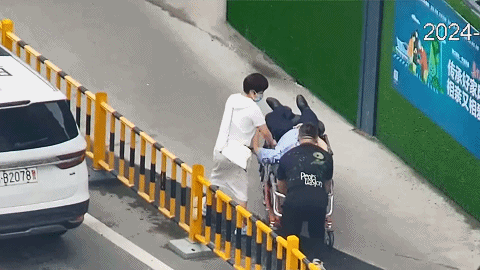 担架救人怎么使用救人过程中，25岁民警突发心梗倒地……_https://www.jmylbn.com_新闻资讯_第5张