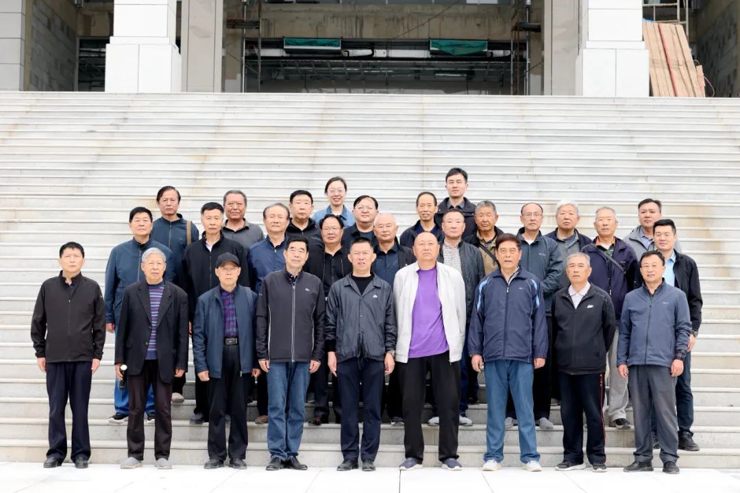 平原法院组织退休老干部重阳节参观学习活动