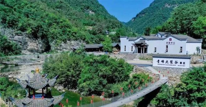 不远万里，只因有你~全球旅行商走进房县西关印象