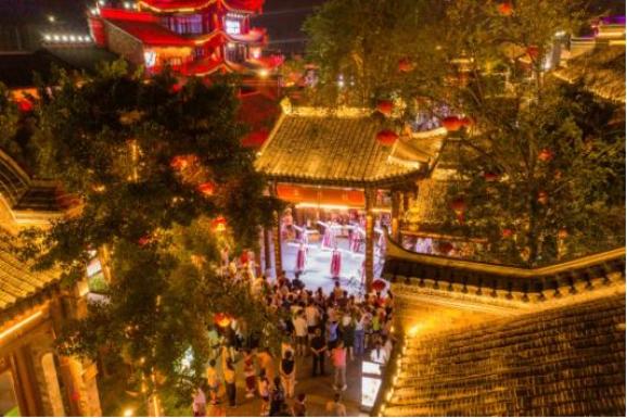 不远万里，只因有你~全球旅行商走进房县西关印象