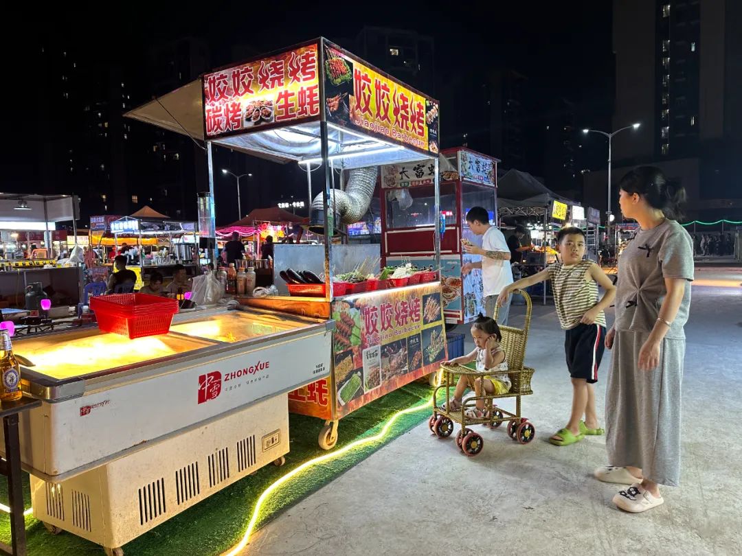 基山街夜市图片